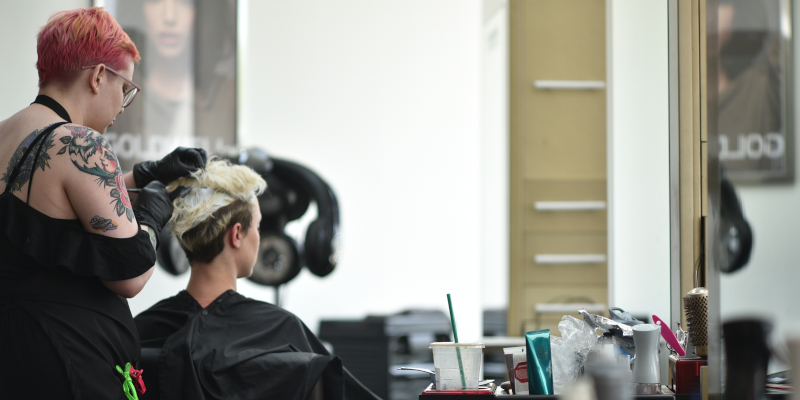 to experience tailor-made hair salon services